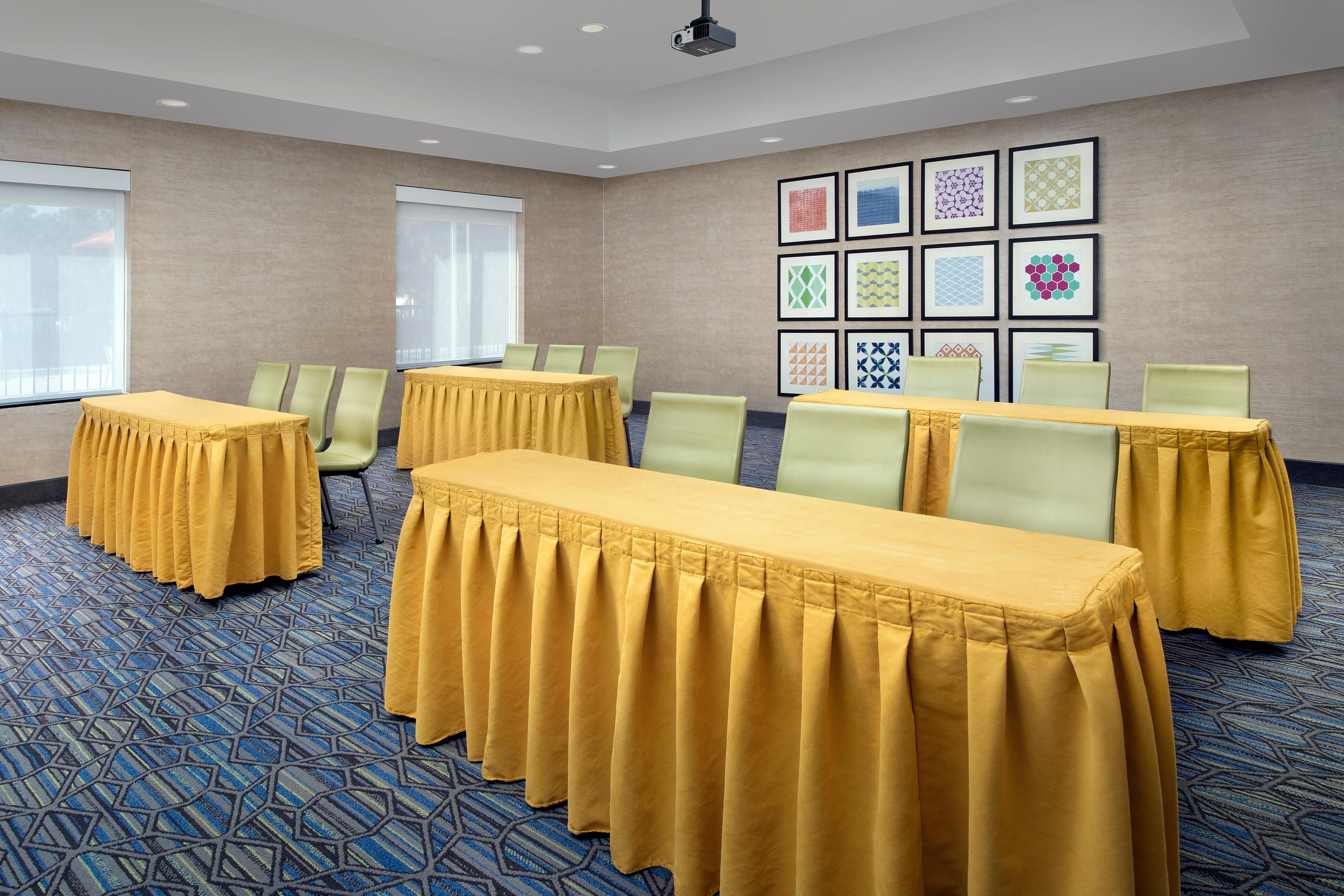 Holiday Inn Express Uvalde, An Ihg Hotel Dış mekan fotoğraf